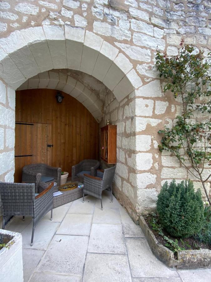 Bed and Breakfast Le Manoir Des Roches Bourré Exterior foto